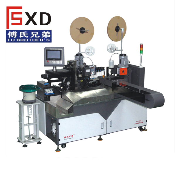 連剝帶打端子機(jī)穿膠殼,自動(dòng)端子機(jī)穿膠殼廠家